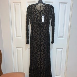 LONG ELEGANT VELVET DRESS